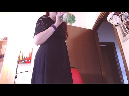 ❤️ Un escravo sumiso que adora as bragas sucias e deliciosas vese obrigado a masturbarse despois de ver este vídeo! ❤ Porno en % gl.porno24-7.ru % ❌️