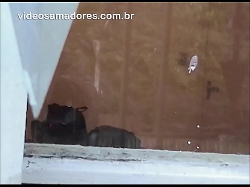 ❤️ Home cachondo mirando á súa moza con outro mozo, gravando un vídeo de carallo sen molestar á parella ❤ Porno en % gl.porno24-7.ru % ❌️