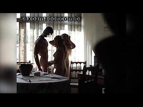 ❤️ Os amigos sexuais invitan a un home xigante e a un trío con el ❤ Porno en % gl.porno24-7.ru % ❌️